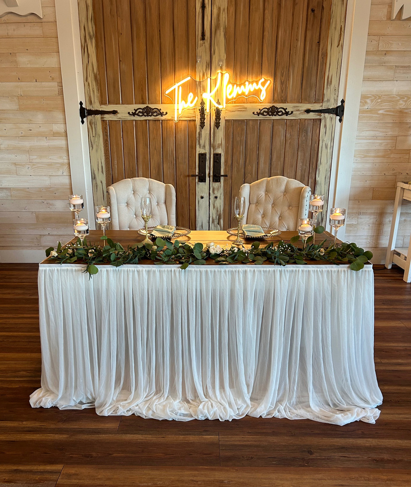 Sweetheart table