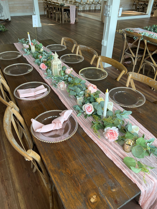 Long table décor